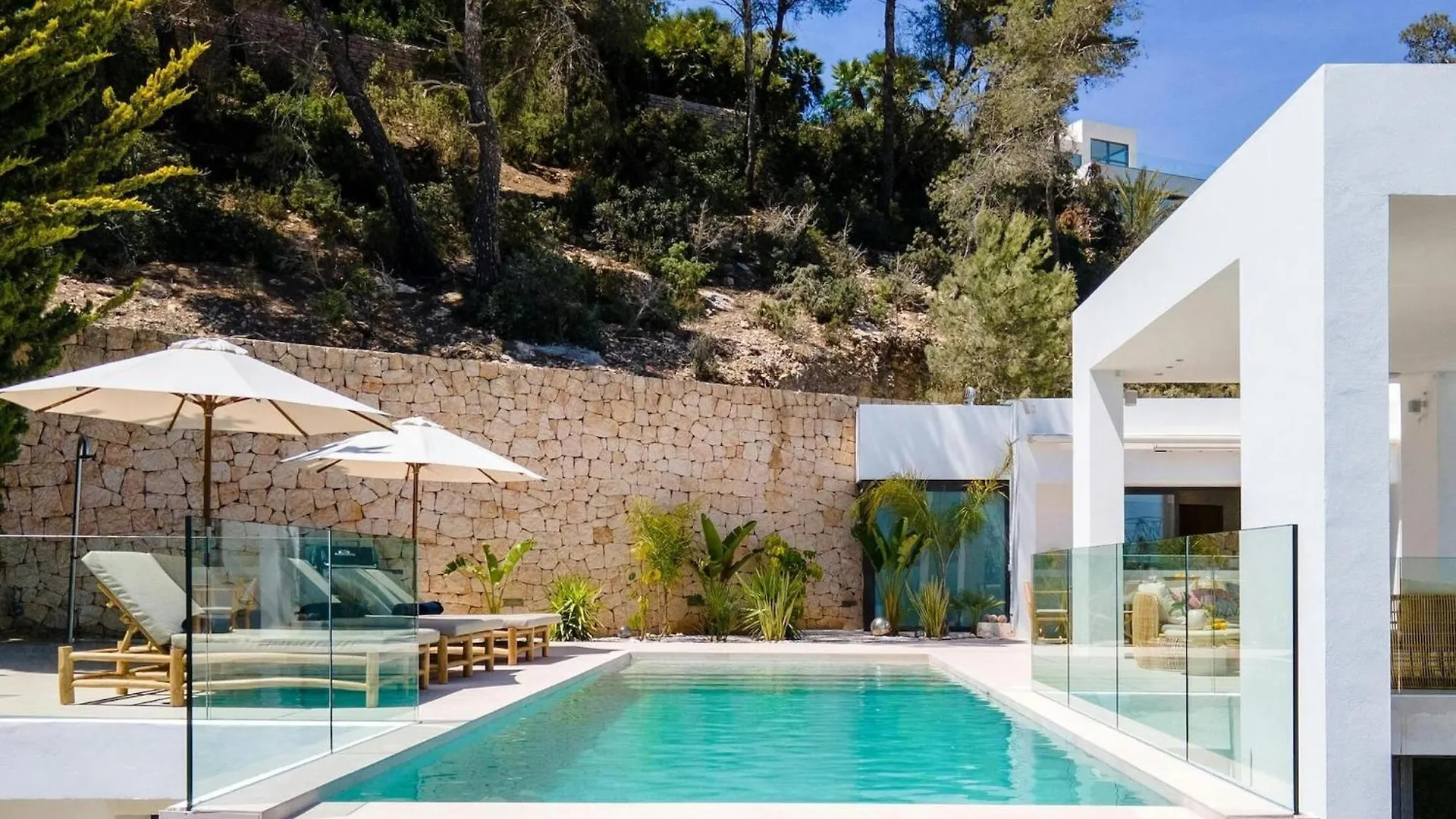 Modern Villa In Santa Eulalia Cala Llonga