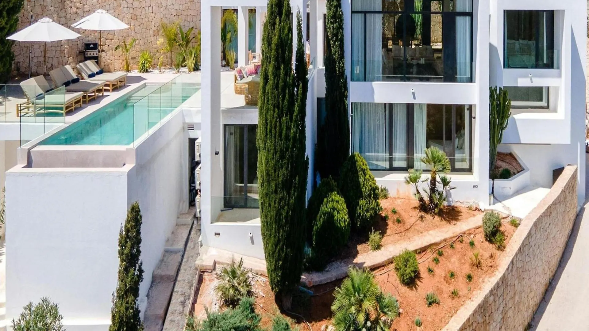 Modern Villa In Santa Eulalia contacts
